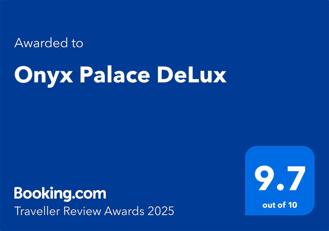 Onyx Palace Delux Batumi Exterior photo